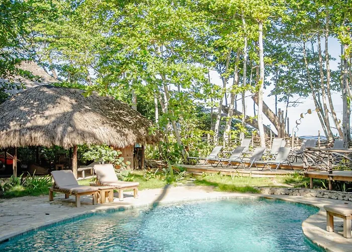 Natura Cabana Boutique & Spa By Mint
